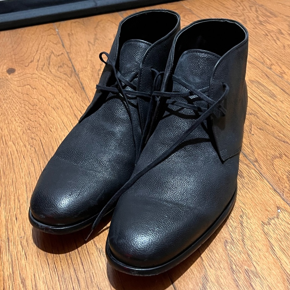 Men’s Vince Pebble Leather Chukka Ankle Boots - Made in Italy
